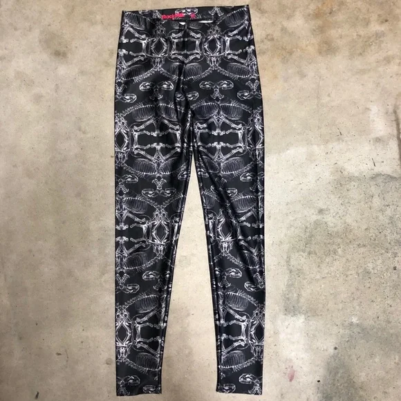 Blackmilk Black and White Patterned Leggings - Picture 2 of 5